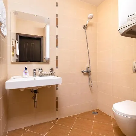 South - 2bd Flat With Balcony By Flat Mаnager Filibe