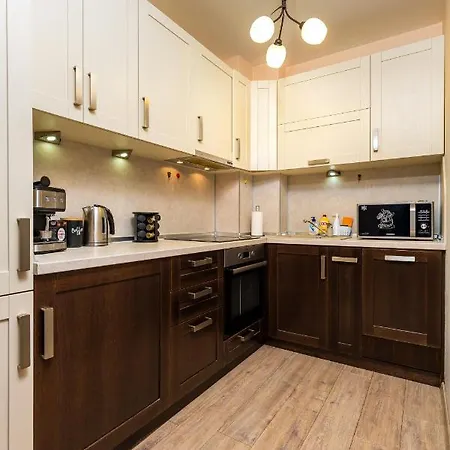 South - 2bd Flat With Balcony By Flat Mаnager Lägenhet