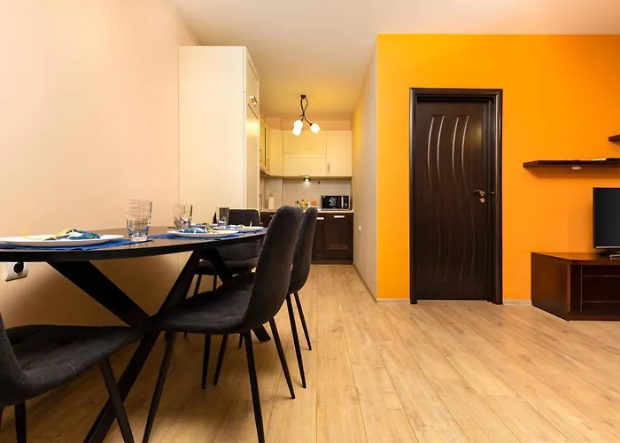 South - 2bd Flat With Balcony By Flat Mаnager Apartman Plovdiv